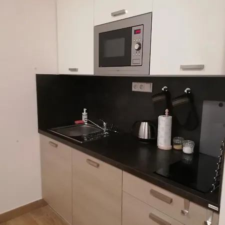 Apartamento 108 *